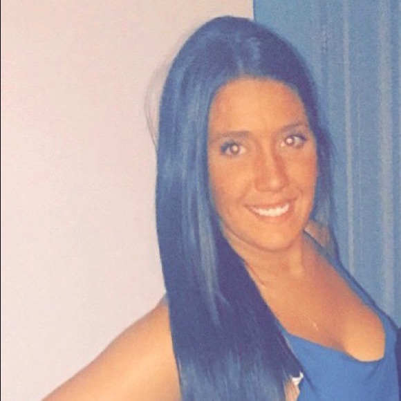 Meet your Posher, Alexis - Picture 1 of 1